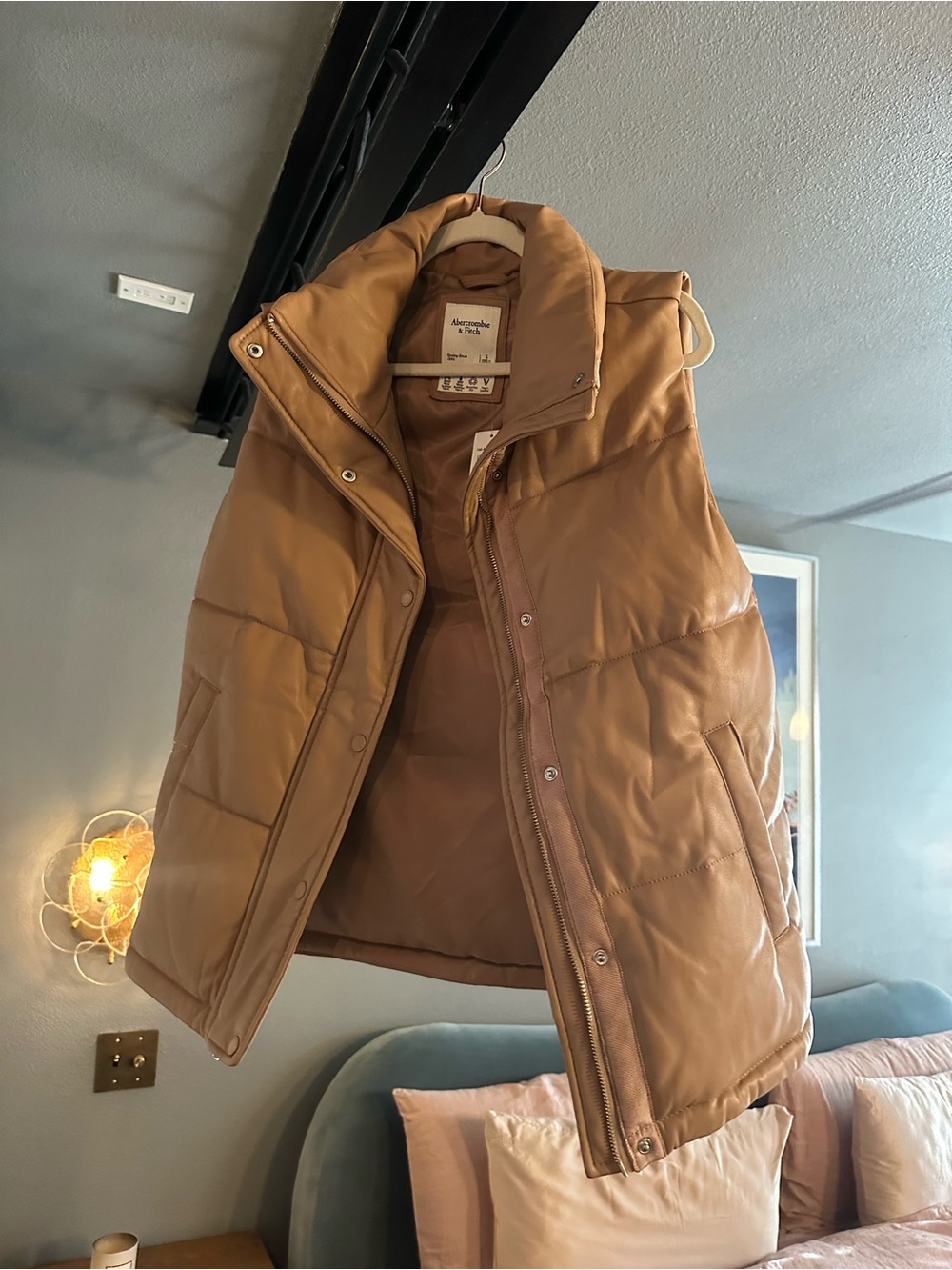 Abercrombie & Fitch Women’s Camel Quilted Vegan Leather Puffer Vest